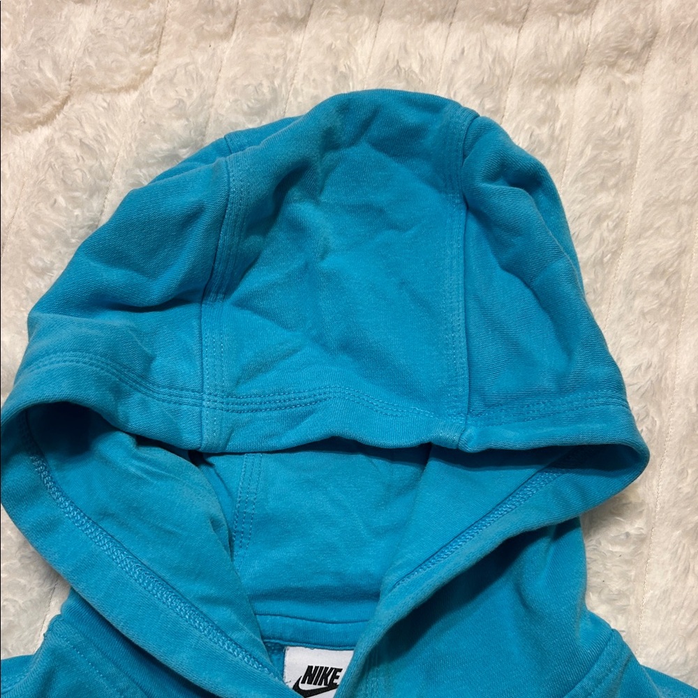 Nike Boys Sportswear Club Fleece Lined Pullover Hoodie Chlorine Blue - Picture 10 of 16